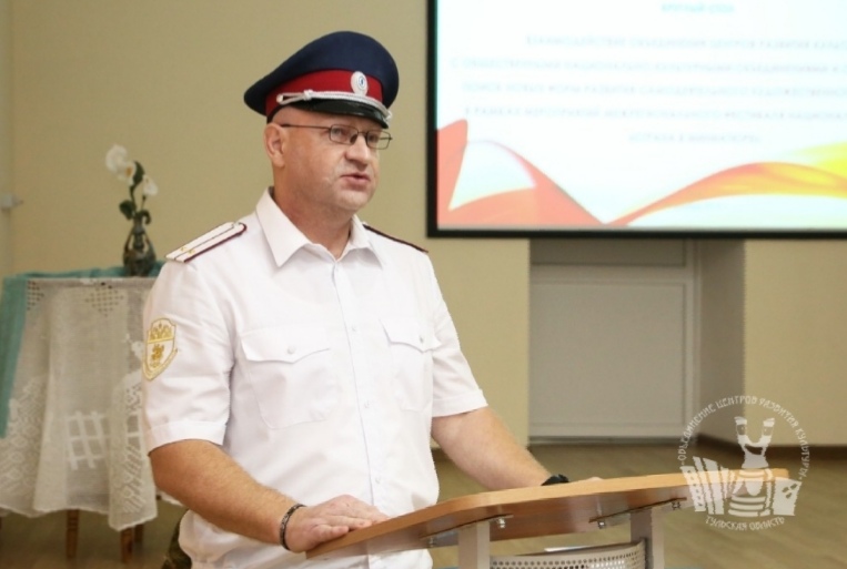 Советник атамана Николай Губенков: в 2019 году в школе был открыт первый   класс с казачьим компонентом .