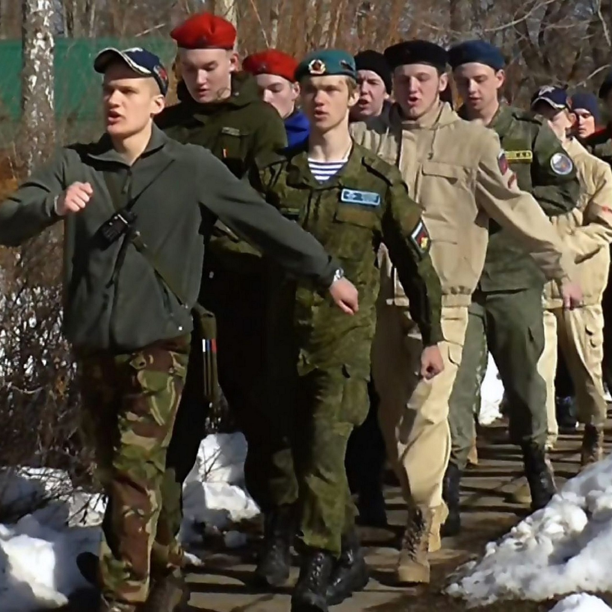 Весенняя смена военно-патриотического лагеря «Казачий стан» в Детской республике «Поленово»