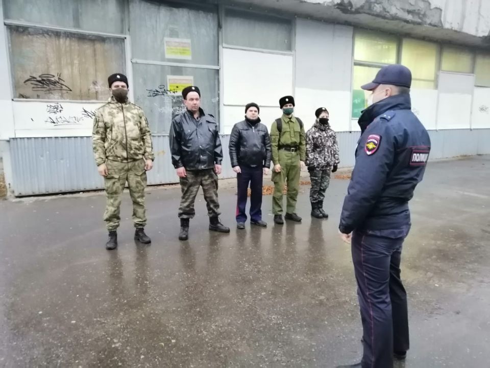 Тульские казаки содействуют полиции в охране общественного порядка в п.Плеханово