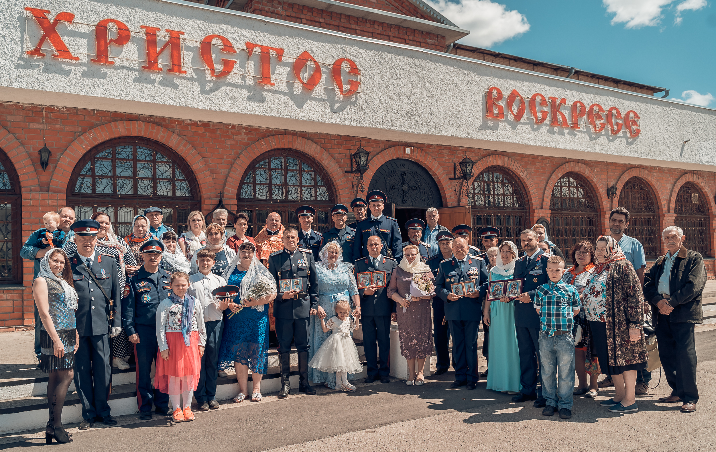 Венчание в казачьих семьях Новомосковска.
