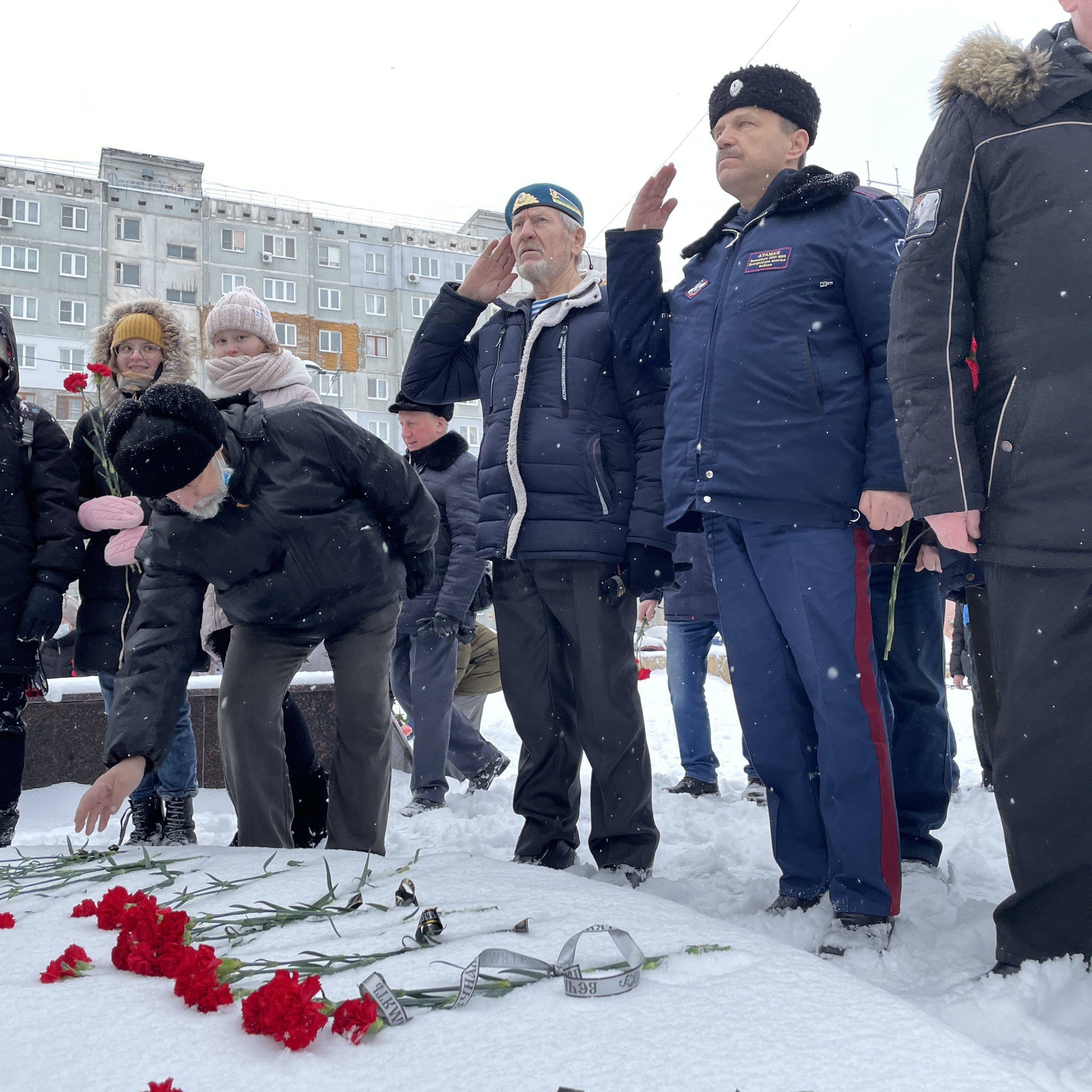 Атаман Альховик принял участие в возложении цветов к памятнику погибшим в локальных войнах