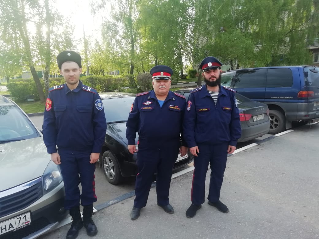 Тульские казаки патрулируют улицы поселка Плеханово