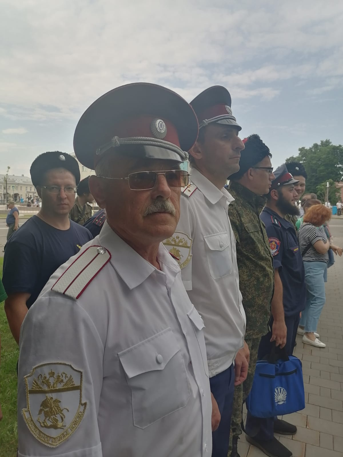 Казаки Тульского, Донского, Заокского казачьих обществ содействовали полиции в охране общественного порядка на массовых мероприятиях в честь Дня России!