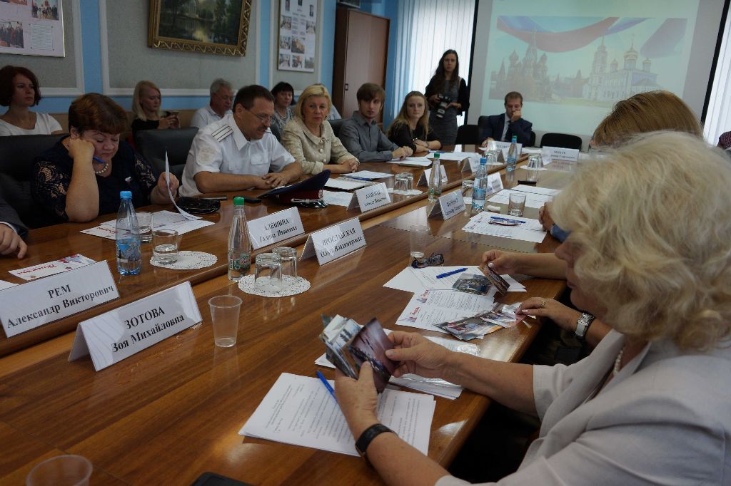 На межпарламентской встрече в рамках Дней Москвы Алексей Альховик рассказал о роли казачества в воспитании подрастающего поколения